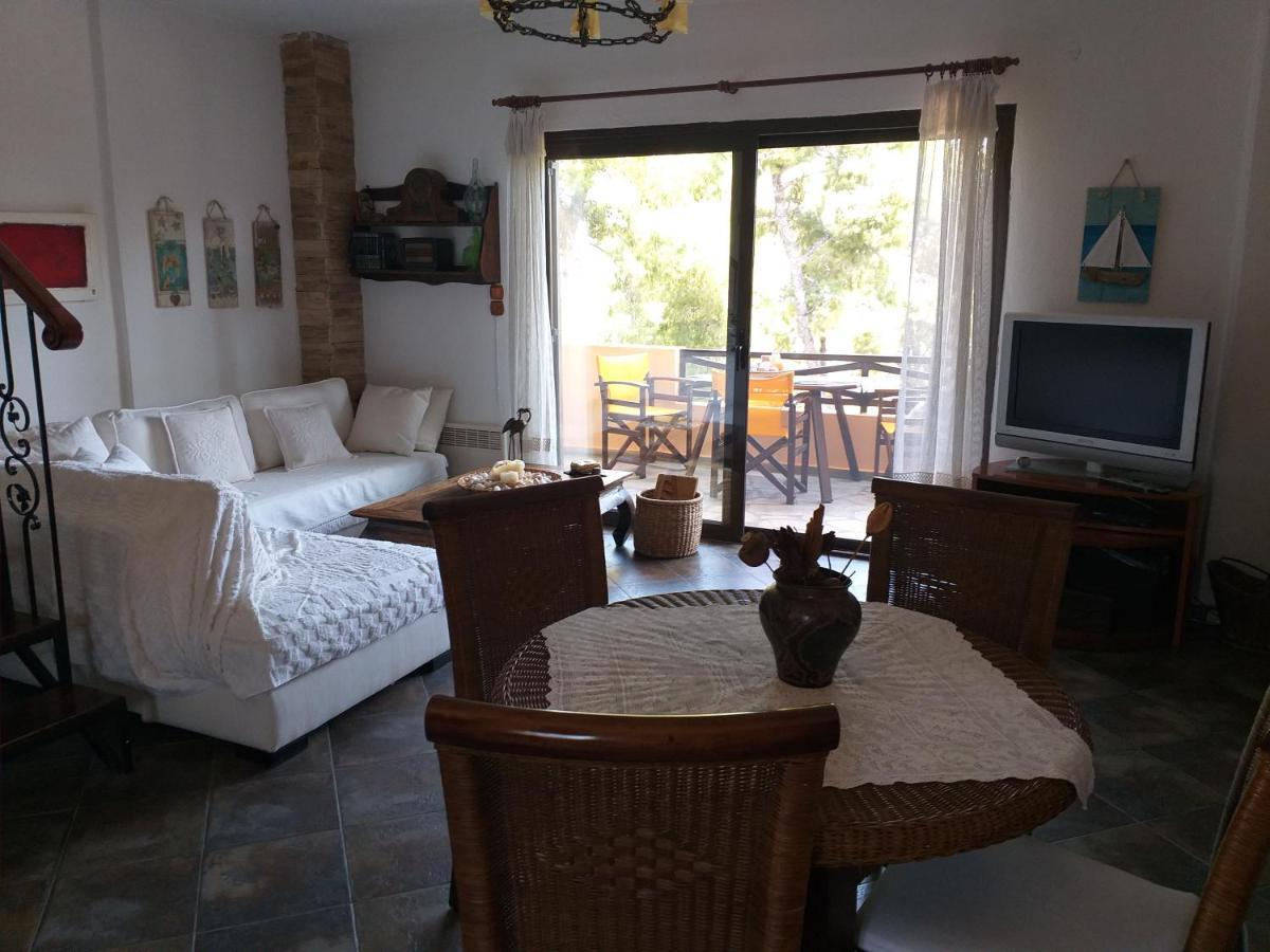 Minthi Villa Посиди Екстериор снимка