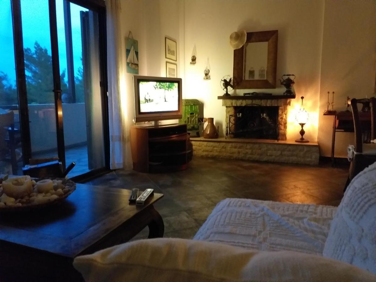 Minthi Villa Посиди Екстериор снимка